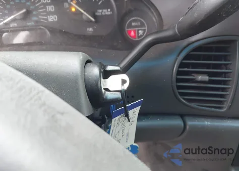 2002 Buick Century Custom from USA, damaged, VIN 2G4WS52J621143139